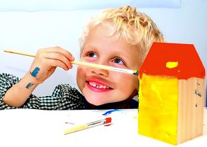 Art on the home front