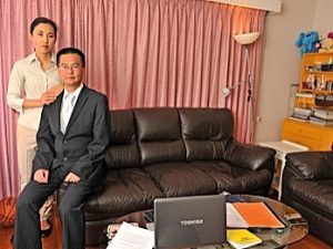 Altona couple’s Christmas wish:  a job offer