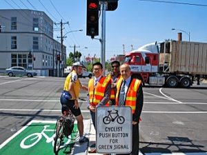 Footscray: Whitehall-Parker streets intersection gets bike lights