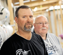 ‘Comrades’ dig deep for Lachie