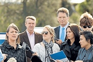 MPs tout jobs for noisy Maribyrnong River rail crossing