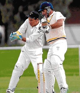 Skipper leads Hawks on flag-winning canter