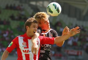 A-League: Melbourne Heart hold on to beat Brisbane Roar