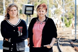 Altona Loop commuters demand Metro ‘puts the public back into transport’