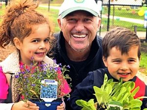 Vasili Kanidiadis reveals gardening secrets at Braybrook
