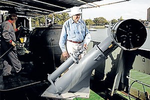 HMAS Castlemaine charges up firepower for the people