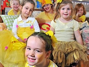 Daffodil Day: Newport kinder joins Cancer Council fund-raiser
