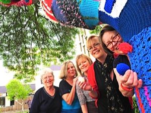 Finnish Friendly Visiting Service women have fun with tree spree