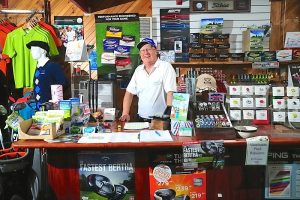 Golfing fun at fairway by the bay