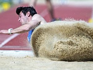 AV Shield: Williamstown’s Celeste Mucci wins 100m hurdles
