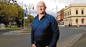 Kangaroo cult hero Mick Martyn our bay city stroller