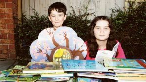 Newport readers rally against a world without ‘real’ books