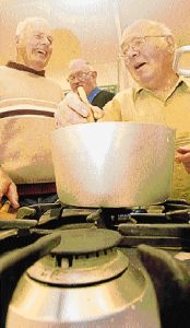 Men’s community kitchen serves up friendship