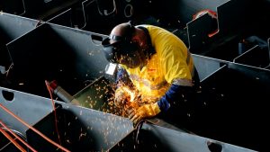 Williamstown shipyard workers win reprieve with new deal