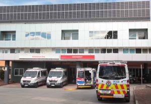 Thunderstorm asthma crisis stretches hospitals