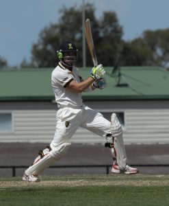 Bats bounce back with crushing win