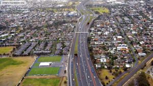 Western Distributor design features long tunnel