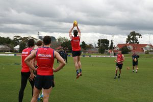Bulldogs pack gather ahead of semi-final showdown with Hawks