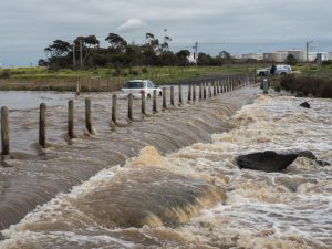 Flood warning for Altona ford