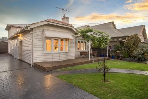 Altona units, West Footscray houses on the rise