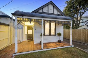 Newport period magic: 2 Oakbank Street, Newport, 3015