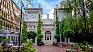 Wedding hopefuls burned by The Willows’ woes