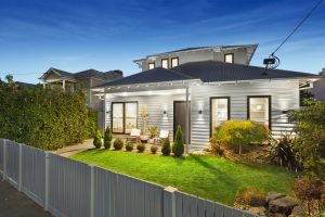 A Manhattan mood: 49 John Street Williamstown, 3016