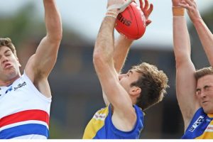 Williamstown comes from behind