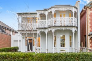 Style and elegance: 4 Rifle Range Drive, Williamstown, 3016