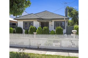 Potential galore: 92 Suffolk Street, Maidstone, 3012