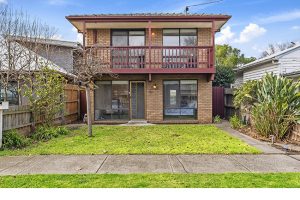 Great family location: 54 Verdon Street, Williamstown 3016