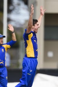 Williamstown shows courage to keep winning record intact