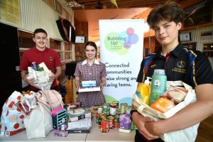 Teens give back for Christmas