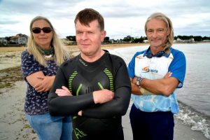Swimmers caught in fishing lines