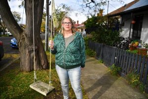 Seddon resident comes out swinging