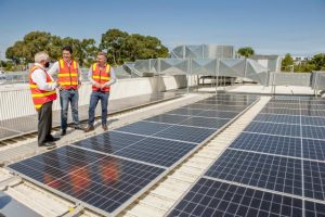 Labor promises cheaper electricity bills in Altona if elected