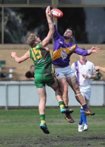 Undefeated teams Spotswood and Altona face off in round three