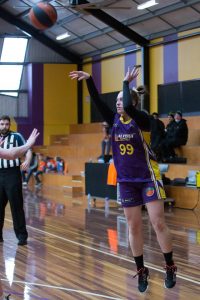 Gators suffer first loss of grand final series