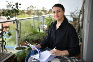 Uncovering truths and narratives