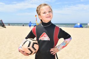 Beaches a splash hit as mercury rises