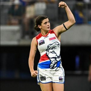 Morris-Dalton on the move, 27 recommit