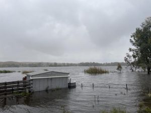 Inquiry into flood kicks off with survey
