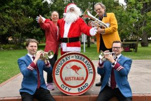 Thirty years of garden carols