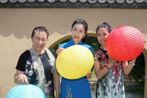 Lantern festival sparkles