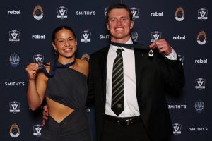 Carbone claims top award