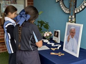 Students mourn Pope