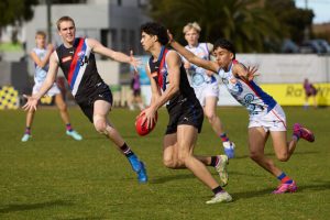 Jets battle the Chargers