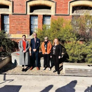 Neighbourhood houses given power to help