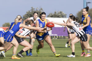 Eaves shares VFLW mvp award