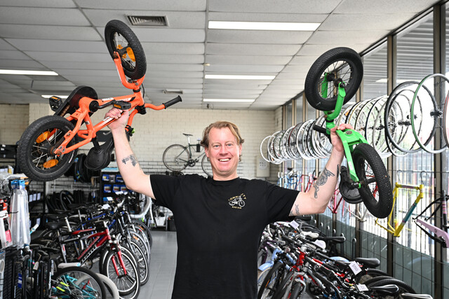 Second-hand bikes buy benefits